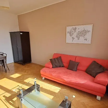 شقة Na Slupi Sanctuary: Serene 2-bedroom Getaway براغ